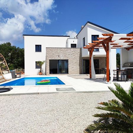 Lazy 8 Villa Garica Εξωτερικό φωτογραφία
