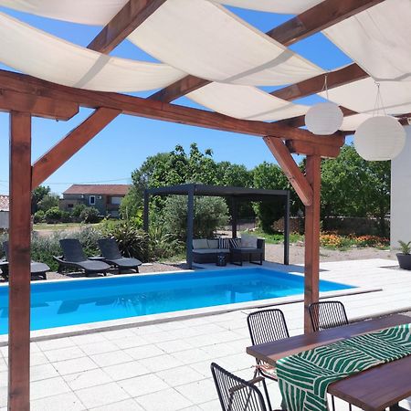 Lazy 8 Villa Garica Εξωτερικό φωτογραφία