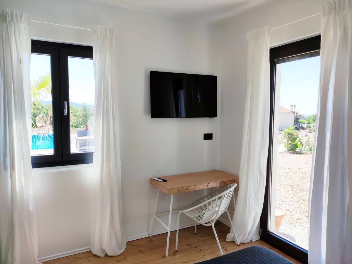 Lazy 8 Villa Garica Εξωτερικό φωτογραφία