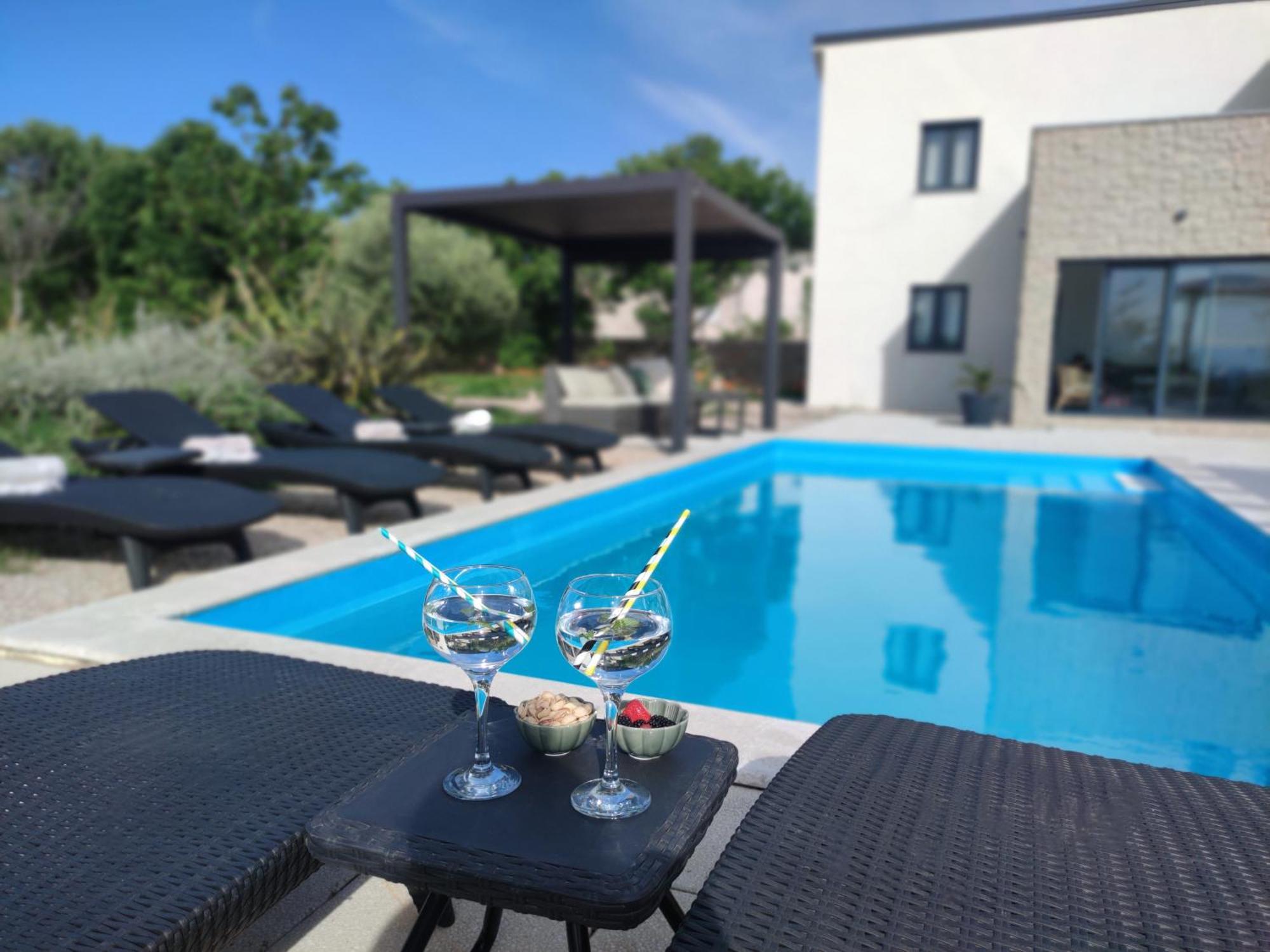 Lazy 8 Villa Garica Εξωτερικό φωτογραφία